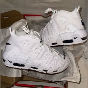 RARE NEW Nike White Air More Uptempo ‘96 Sneakers Women 10/ Men 8.5